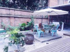 -怪兽咖啡 Monster Cafe