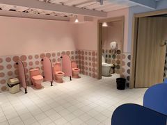 -小门牙好性格托育(北外滩中心)