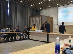 -田园东方蜜桃村的田野营地