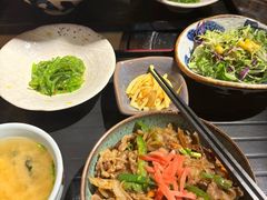 -不倒翁炭火烧肉(永安里店)
