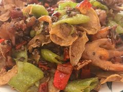 -美顺香食府鱼头老店(雪野湖店)
