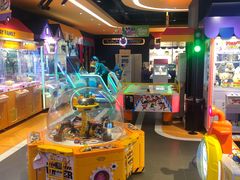 -爱玩嘉年华(龙湖杭州金沙天街店)