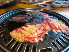 -唯成•韩国炭火烤肉 유성고기