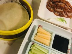 -韵秋荷(宝山龙湖天街店)