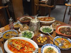 -贵厨酸汤牛肉(花果园国际中心店)