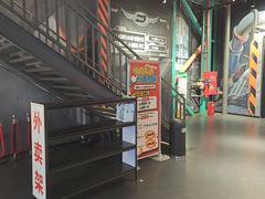 -极限PLAY运动娱乐新世界·团建派对潮玩休闲馆·室内蹦极高空游乐园