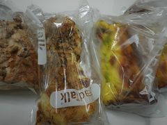 -BreadTalk面包新语·烘焙蛋糕(中心书城店)
