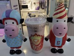 -鸿通城购物中心