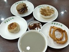 -护国寺小吃(左家庄店)