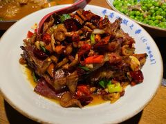 -吃饭皇帝大土家民族菜(正大广场店)