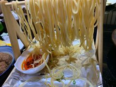 -东口码头·烧鸽子·鱼头泡饼·地方菜(金鹰悦城店)