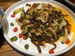 酸菜炒魔芋-三姐妹餐厅(曲江店)