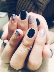 -逸日式美甲美睫工作室