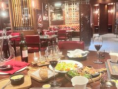 -恰餐厅及酒吧 CHAR Bar & Grill (北京丽都皇冠假日店)
