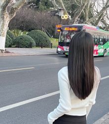-Coo Hair salon