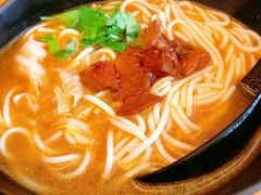 -三千粉牛肉米粉(来客茂店)