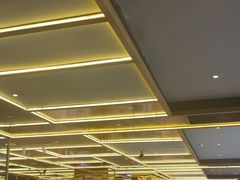-大中华希尔顿酒店-念自助餐·嗨啤·小龙虾