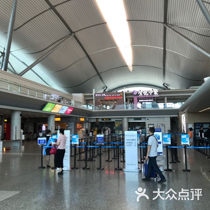 重庆江北机场 候机厅图片