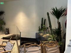 -J Create城市露营咖啡·简餐·宠物(上海动物园店)