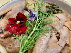 椒香乳鸽-熙春园餐厅