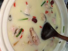 -老阿爸鲜鱼土菜(昆山花桥店)