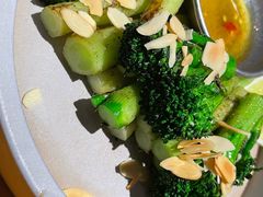 烤西兰花苔-SHAN山(前滩太古里店)