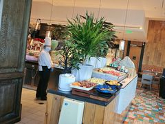 -松咖啡自助餐厅·松北香格里拉