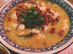 -胡桃里音乐餐厅(陶溪川店)(川湘赣菜·世界百大酒庄直供红酒·音乐表演)
