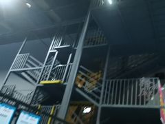 -超时空蹦床团建·VR潮玩运动娱乐·生日派对游乐园(金桥店)