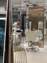 -简法造型·品牌形象店