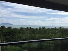 -三亚湾海居铂尔曼度假酒店