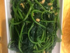 蒜蓉炒番薯叶-老字号蛇口德记烧腊饭店·海鲜加工