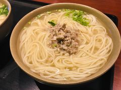 -亮亮面馆(经六路店)