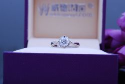 -威德钻石-克拉钻大本营(南京东路店)