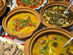 -李双猪·小龙虾·烧烤·羊肉煲(乐山店)