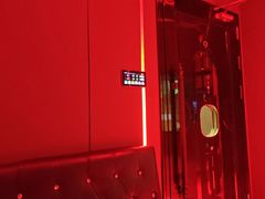 -唯爱KTV聚会餐厅(仙林东城汇店)