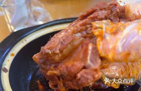 Flavorful Sauce Pork Knuckle