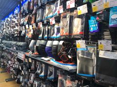 -迪卡侬(西三旗店)