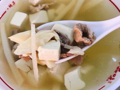 酸笋豆腐汤-津品味小吃(大学湾店)