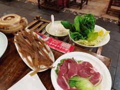 -亮欢寨酸汤鱼(沙冲路店)