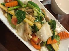 -Dang restaurant (patong phuket)