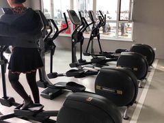 -一公里健身(龙湖紫都城店)