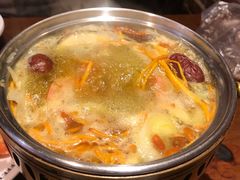 -亚马逊环球美食百汇(新城吾悦广场店)