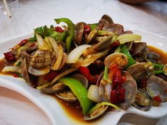 -覃记海鲜美食餐厅