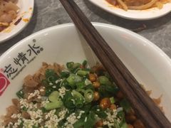 -忘情水鱼头·鲜鱼火锅(滨江中路店)