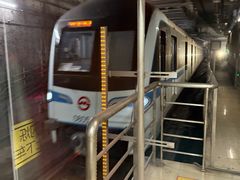 -东方体育中心(地铁站)