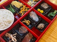 传统过桥米线-勺子米线·云南传统小吃市集(四方街店)