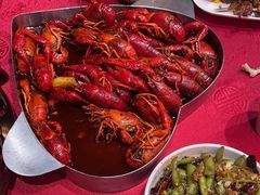 -龙巢盱眙龙虾·牛蛙·烧烤宵夜(八卦岭店)