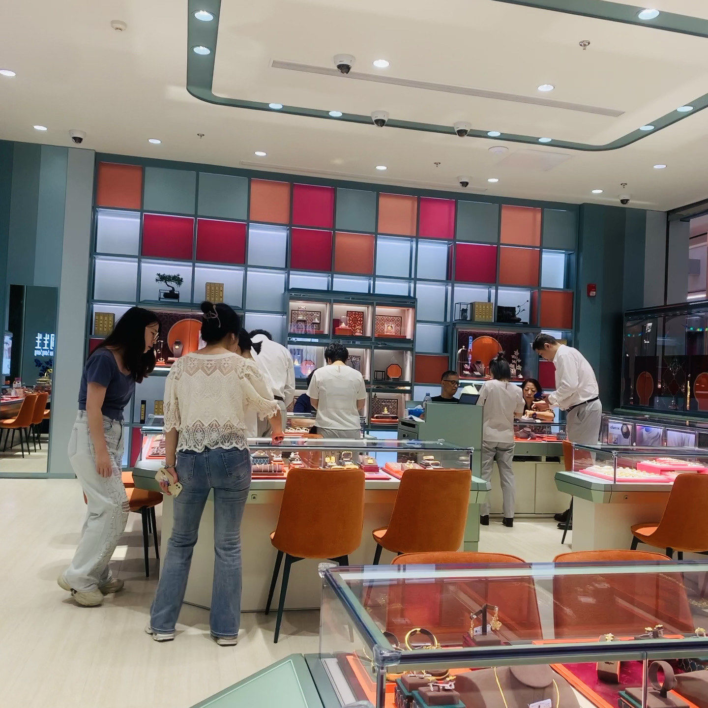 周生生荟聚店