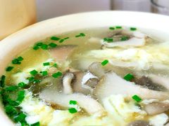 平菇蛋汤-胡子饮食店